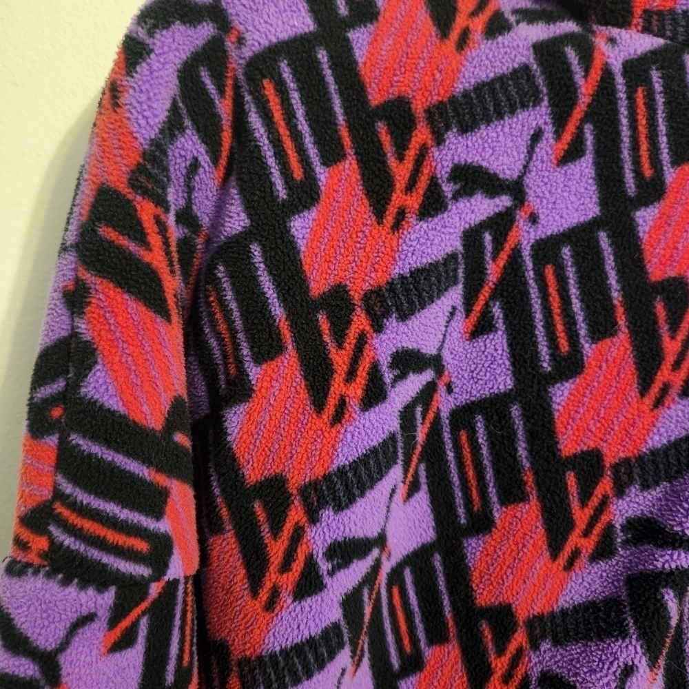 Puma | Women's Multi-Colored Graphic Print Hoodie Sweatshirt (Size Large) - Picture 5 of 12